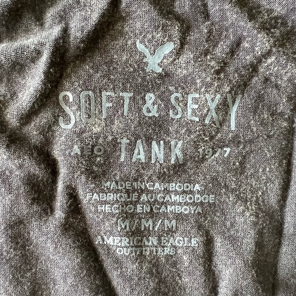 AE Tank Top - Picture 2 of 4